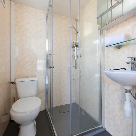 73, Ponds - Kampina - Cycling - Airco - Tranquil! - Recreational Only Chalet