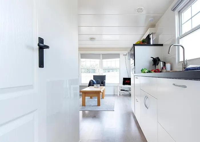 Chalet 73, Ponds - Kampina - Cycling - Airco - Tranquil! - Recreational Only Oisterwijk